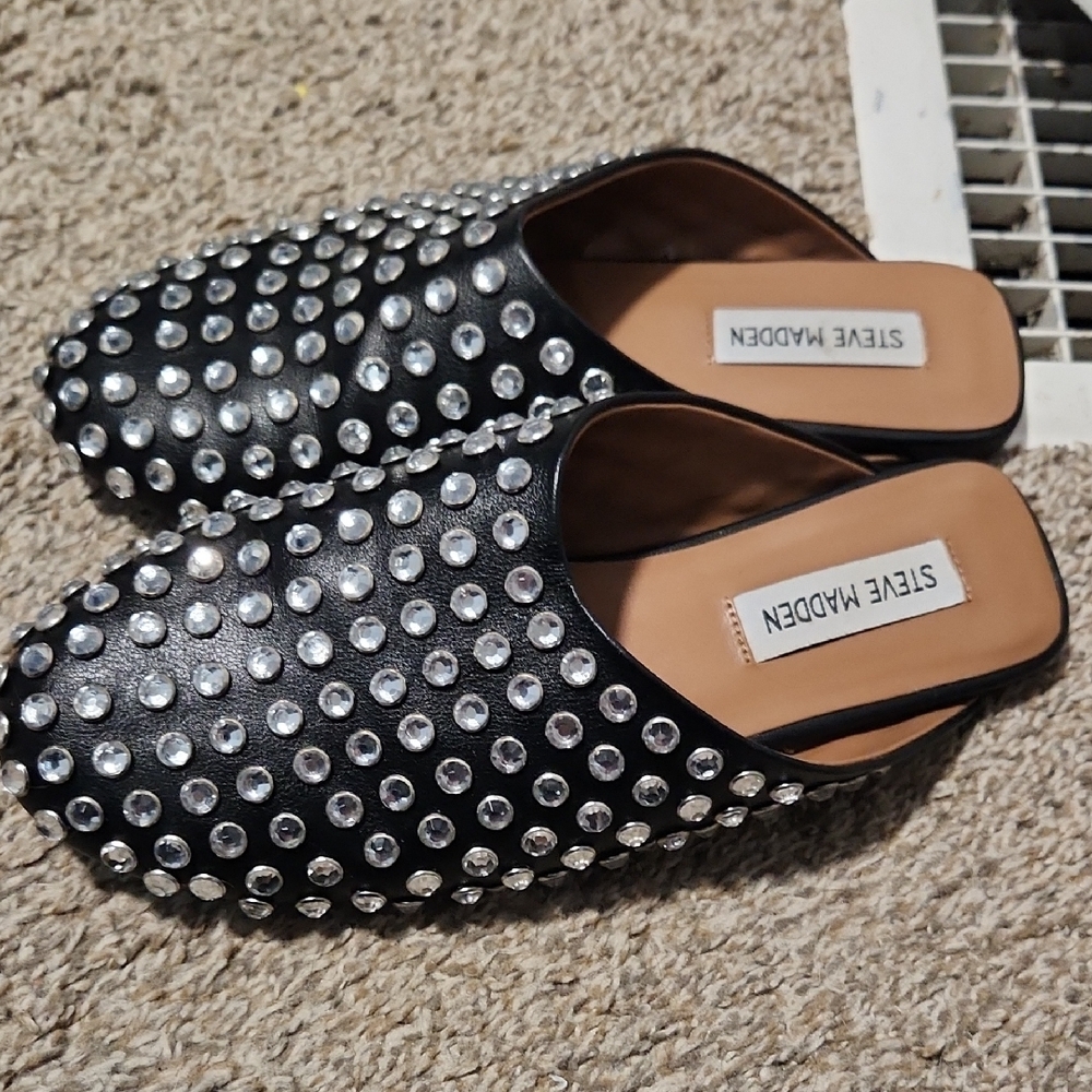 Steve Madden Black and Silver Studded Mules